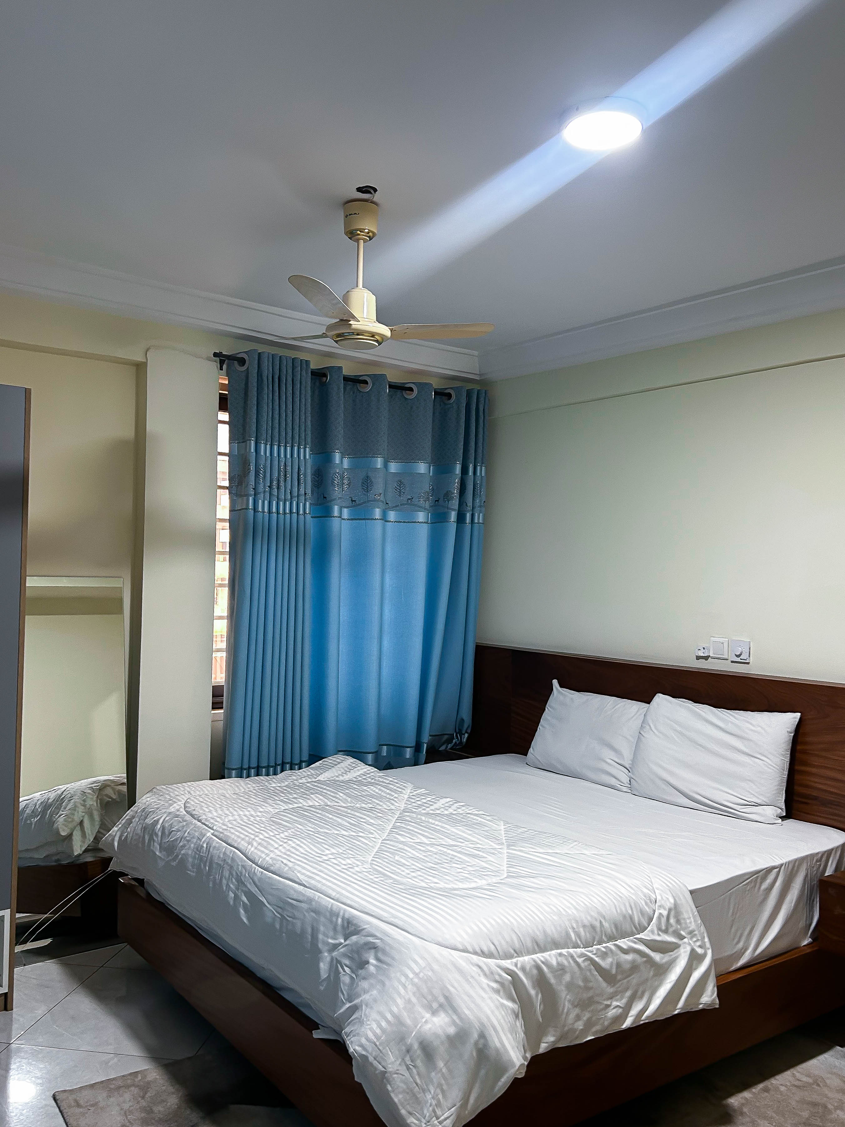 Erock Apartment Bedroom