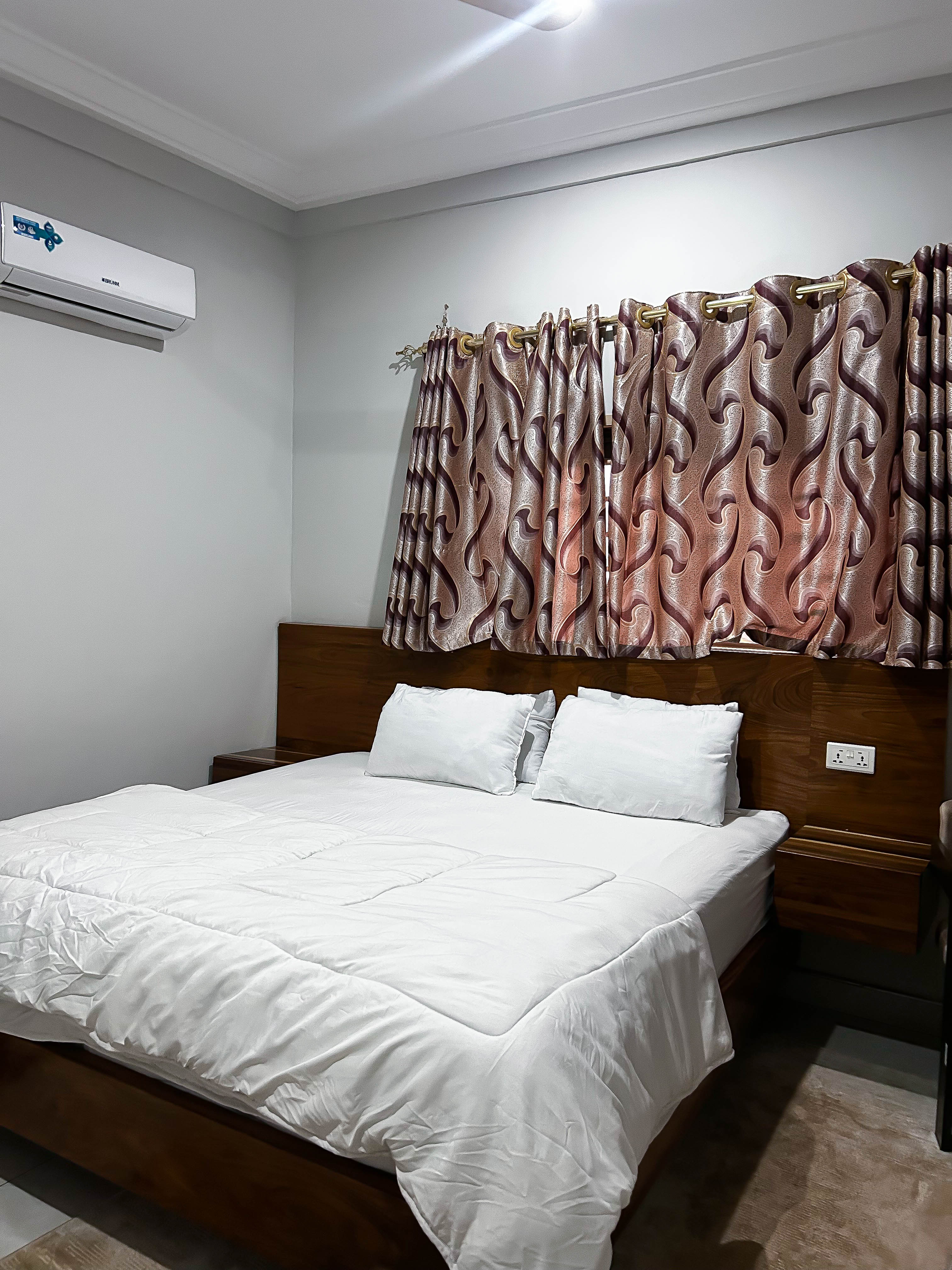 Erock Apartment Style